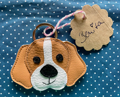 Schlüsselanhänger Taschenbaumler Beagle