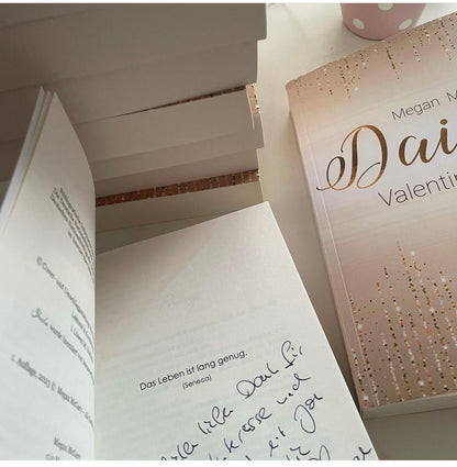 BUCH Daisy Valentine 1. Auflage CHARITYAKTION  &  Goodies