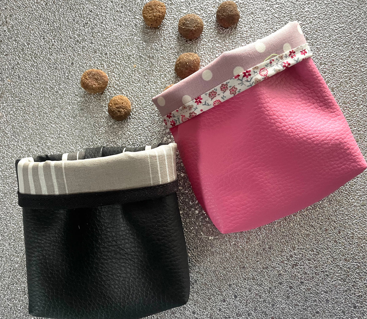 BAGins® Leckerliebeutel Kunstleder 50 Farben
