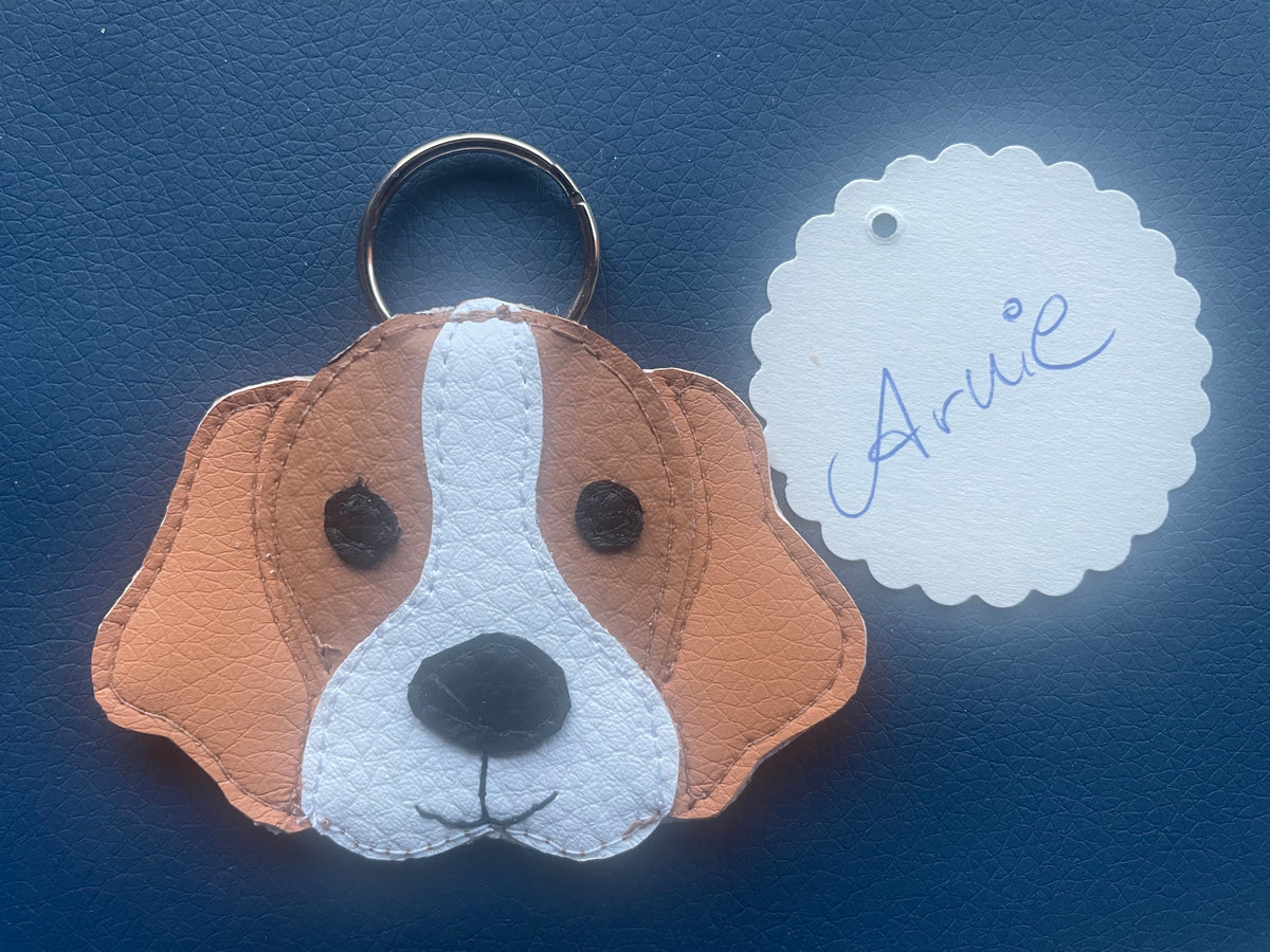 Schlüsselanhänger Taschenbaumler Beagle
